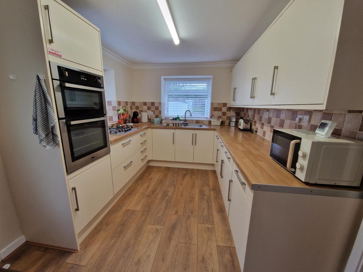 Lewis Gethin House, Newly Renovated Cottage Sleeps 9, Close To Bike Park Wales Merthyr Tydfil Exterior foto