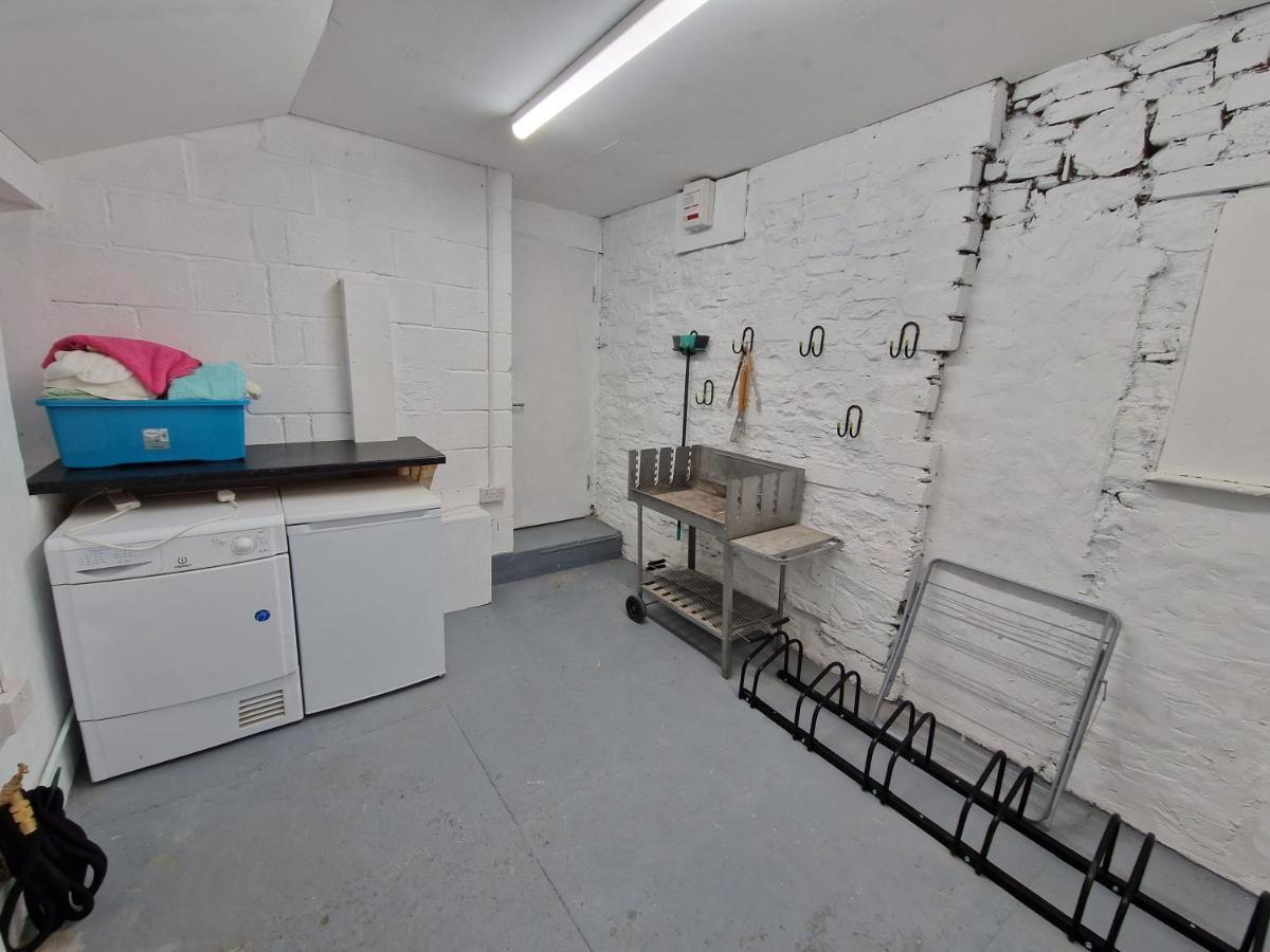 Lewis Gethin House, Newly Renovated Cottage Sleeps 9, Close To Bike Park Wales Merthyr Tydfil Exterior foto